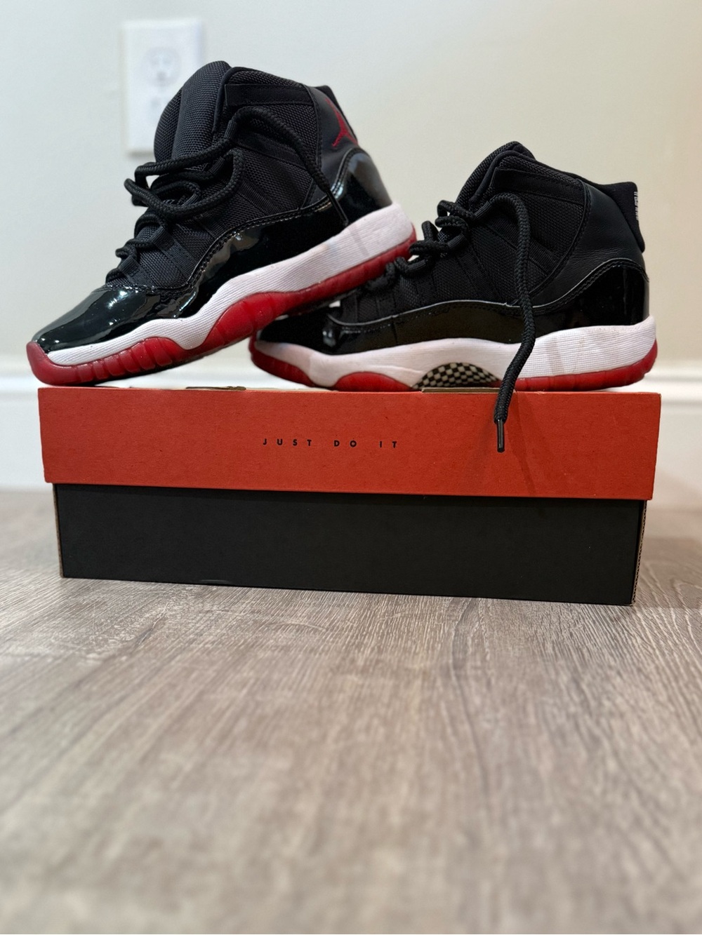 Authentic Air Jordan 11 Retro 'Bred'